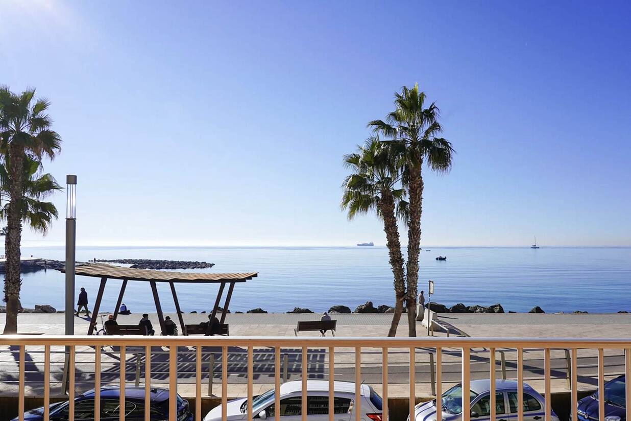 a23fc85a-afaf-4a91-86b2-e1a05c6005d1-1